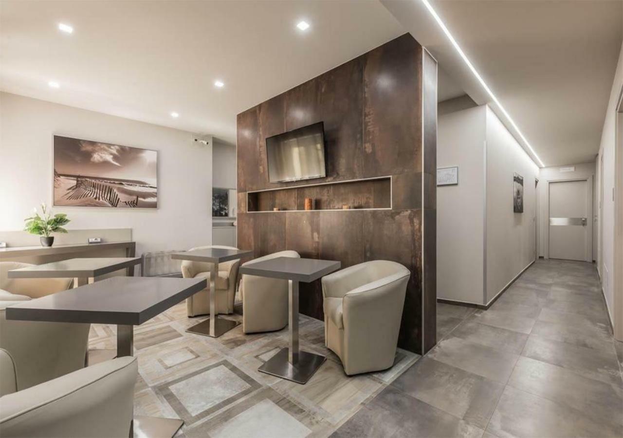 Astoria Deluxe Affittacamere 2*
